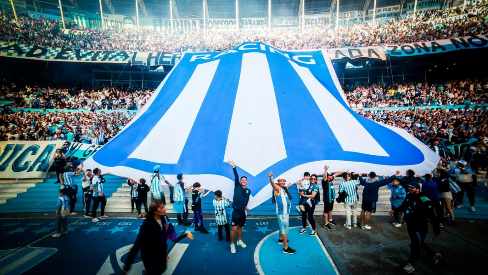 Milito sumó un nuevo candidato para ser DT de Racing: de quién se trata